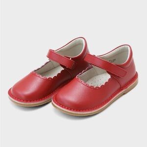 L'Amour Girl's Caitlin Scalloped Mary Jane Shoes like new size 13